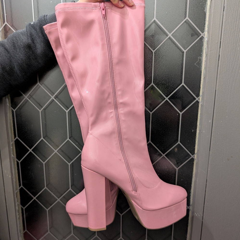 Size 11 platform boots